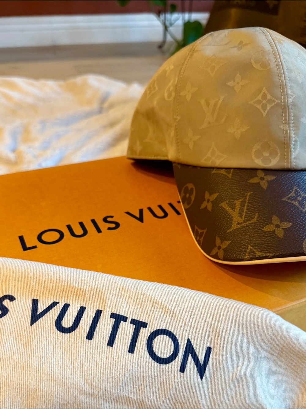 Louis Vuitton Beige & Brown Monogram Baseball Cap
